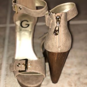 Guess tan suede heels